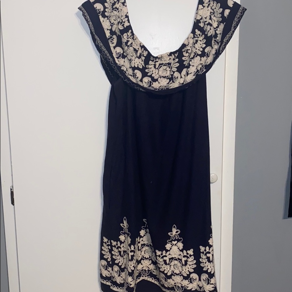 Off the shoulder dress with pockets